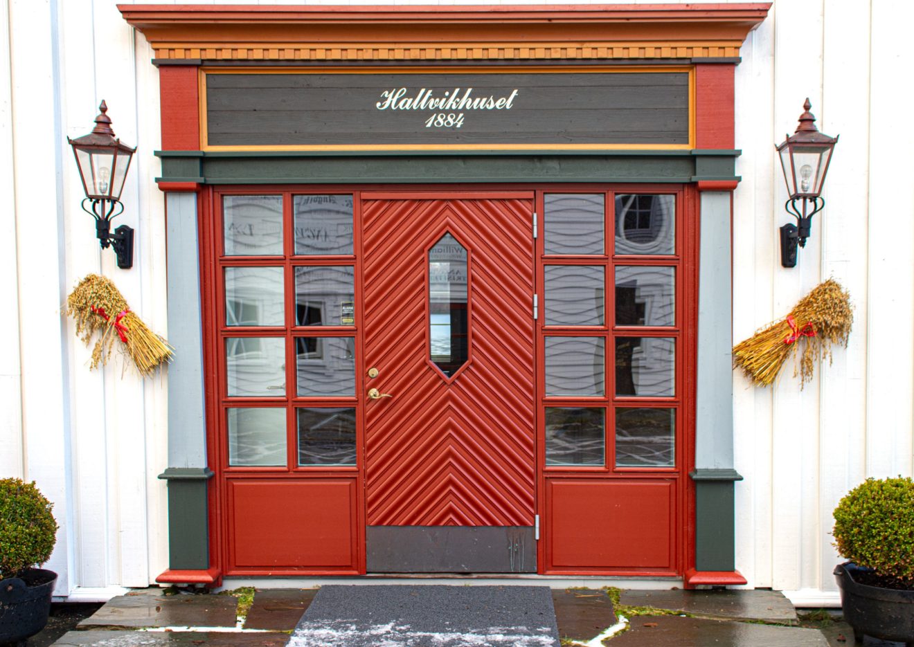 Hallvikhuset